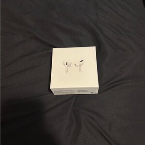 Apple White AirPods with bag